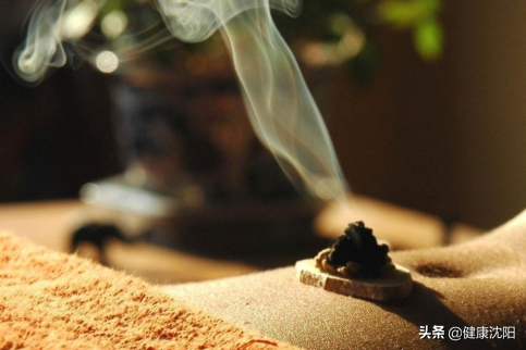 [健康知识普及行动] 中医中药之艾灸的功效及适用(yòng)人群您了解多(duō)少?